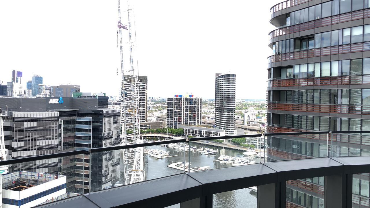 Winston Apartments Docklands Melbourne Dış mekan fotoğraf