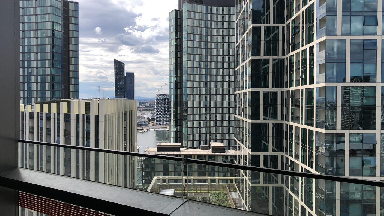 Winston Apartments Docklands Melbourne Dış mekan fotoğraf